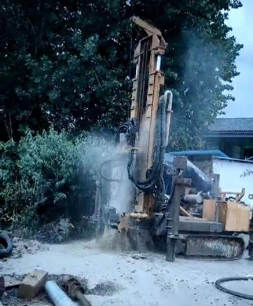亳州钻岩石井